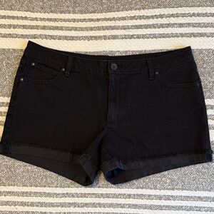 A.N.A. // BLACK DENIM CUFFED SHORTS